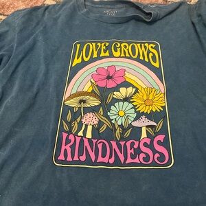 Mighty fine xl crop tee “love grows kindness”